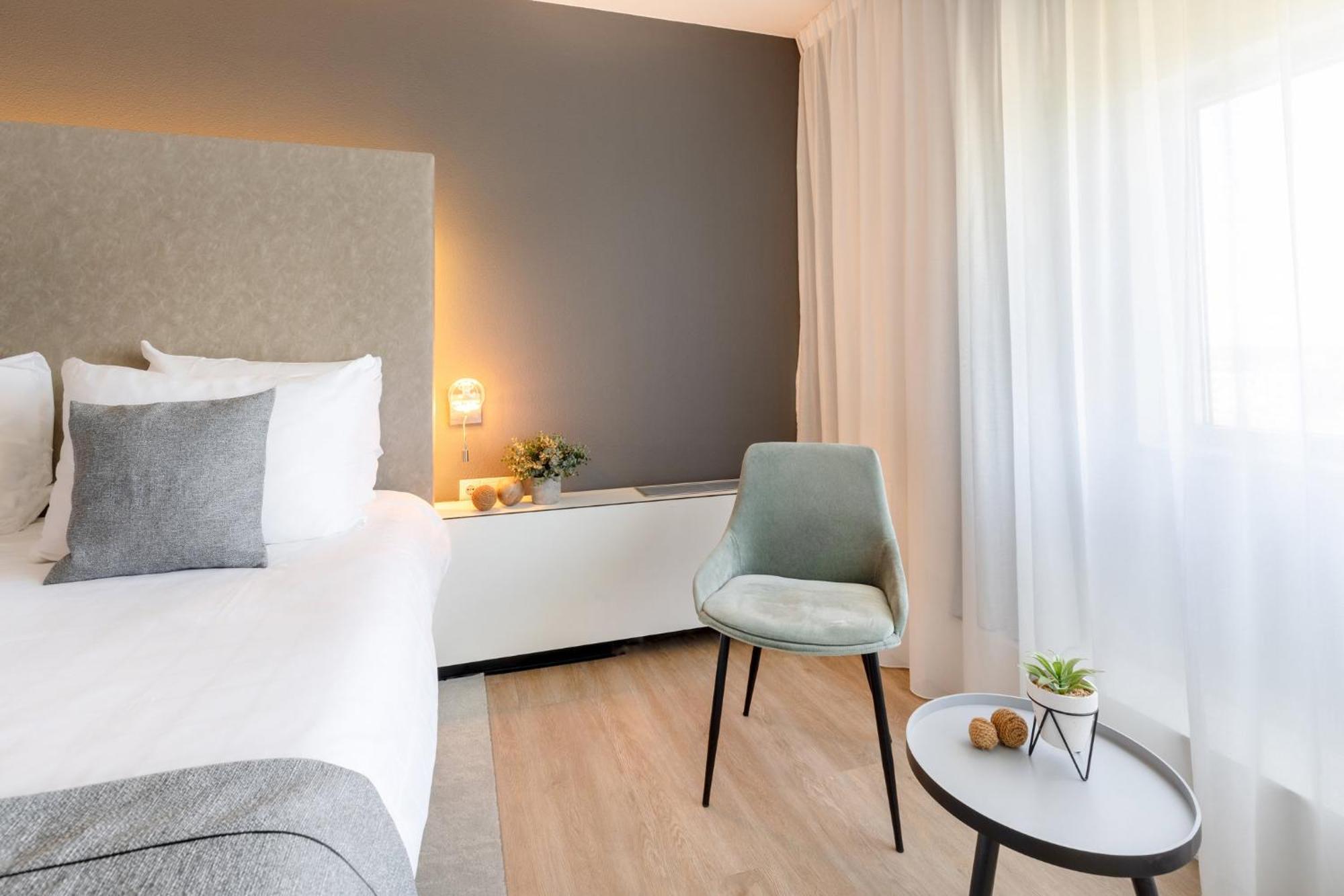 Garner Hotel Maastricht By Ihg Exterior photo