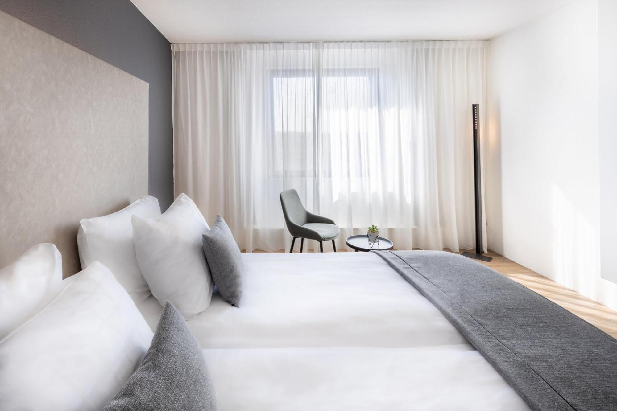 Garner Hotel Maastricht By Ihg Exterior photo